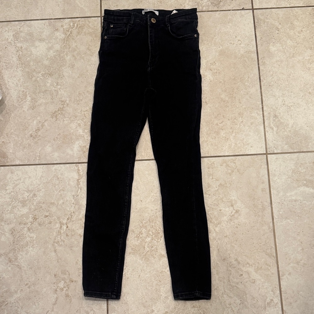 Zara Women's Jet Black Skinny Jeans